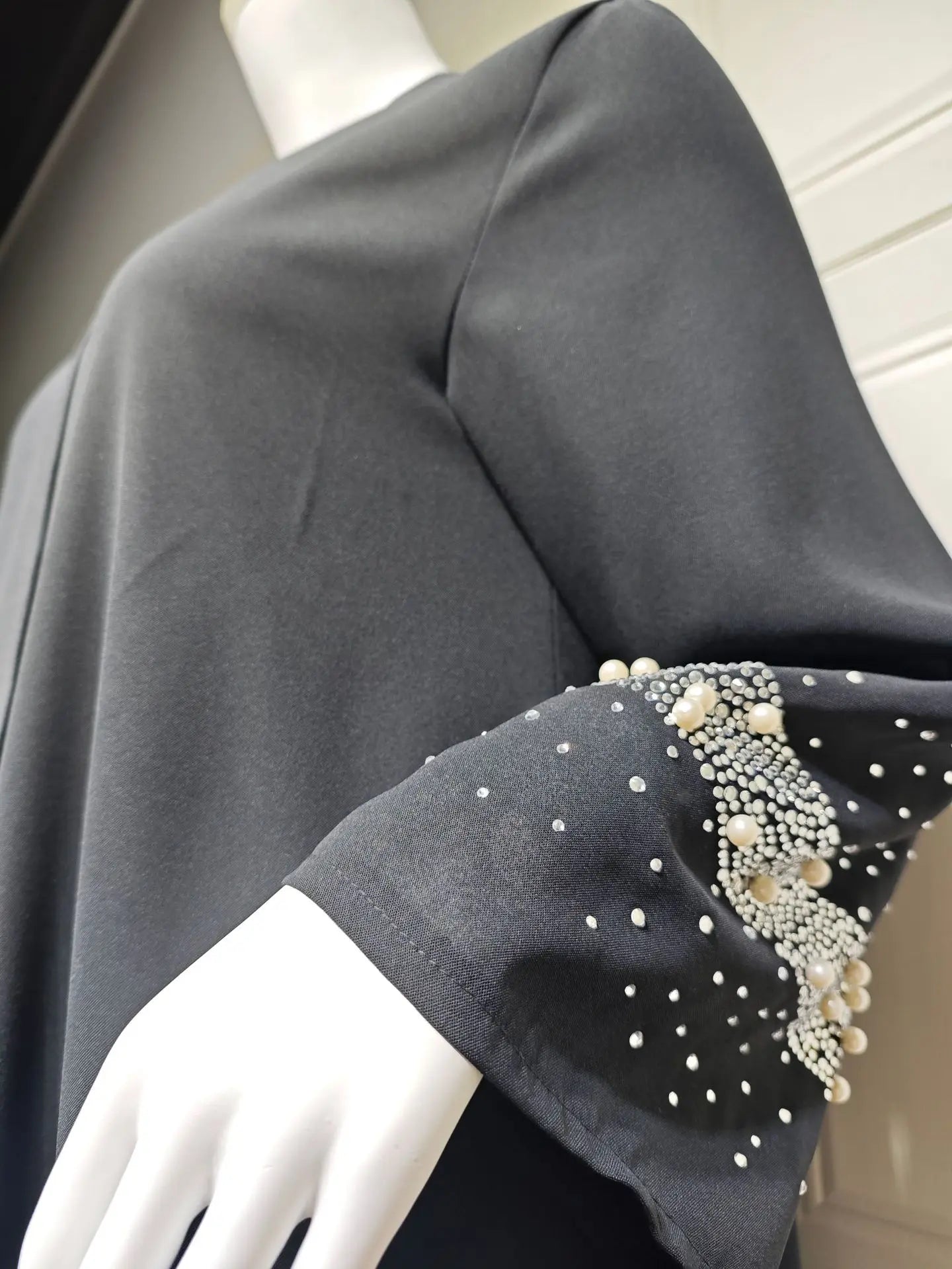 Diamond Pearls Abaya